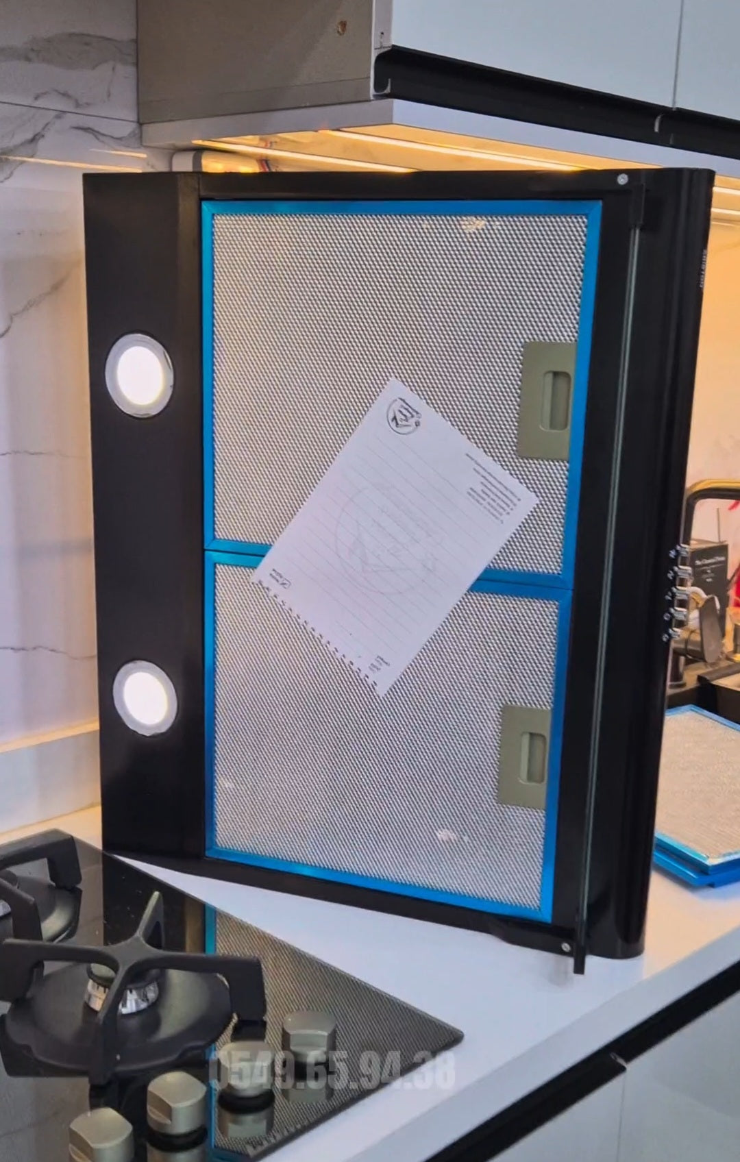 🌬️ La Hotte de Cuisine Ariston الأصلية
نظافة وأناقة في مطبخك ✨